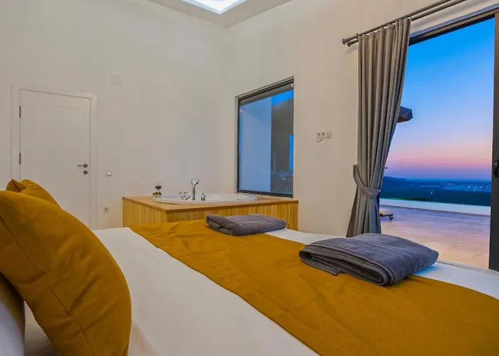 Conservative In Nature - Uzumlu, Kalkan וילה קס