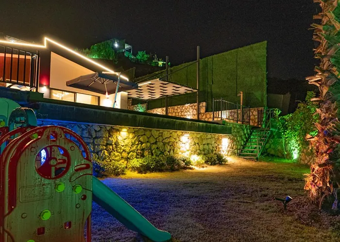 Conservative In Nature - Uzumlu, Kalkan וילה קס